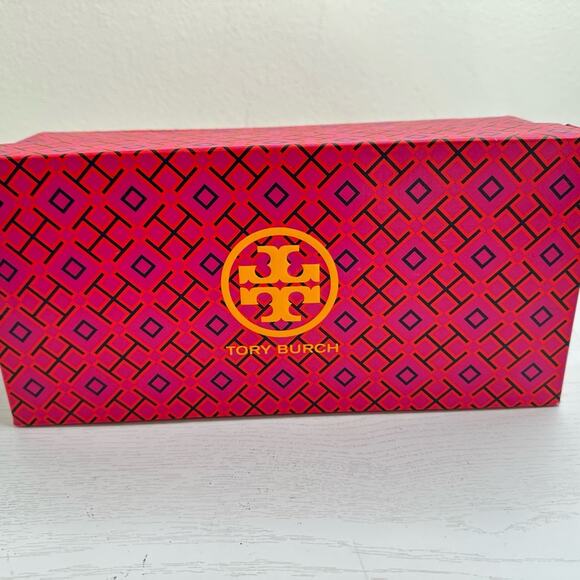 Tory Burch New! Lavender Pink Leather Flip Flop Sandals Gold Logo Summer Vacay 9 - Picture 7 of 9